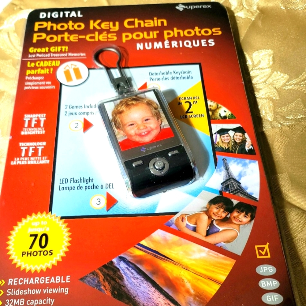 BRAND NEW! Superex Rechargeable Digital Photo Flash Light Key Chain